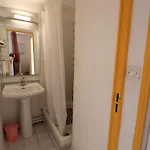 2p Avec Cabine, Grande Terrasse, Parking, 400m - Fr-1-307-129 Apartment *