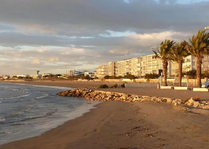 2p Avec Cabine, Grande Terrasse, Parking, 400m - Fr-1-307-129 Daire